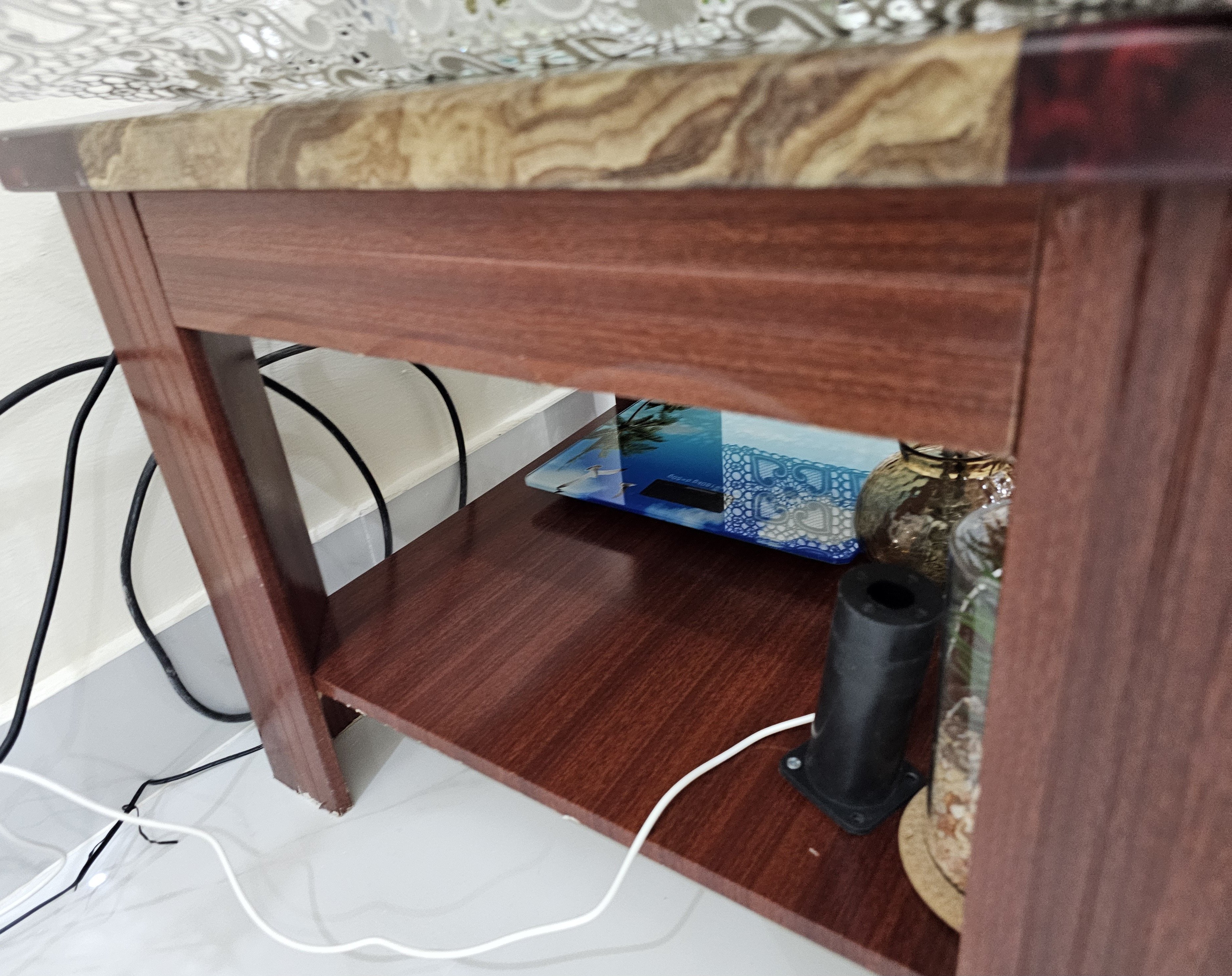  Table - Image 2