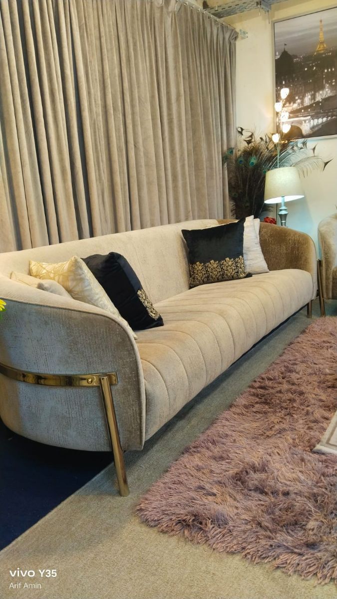 Brended sofa set for sell good condtion call or what's app-  71532454 - Image 3