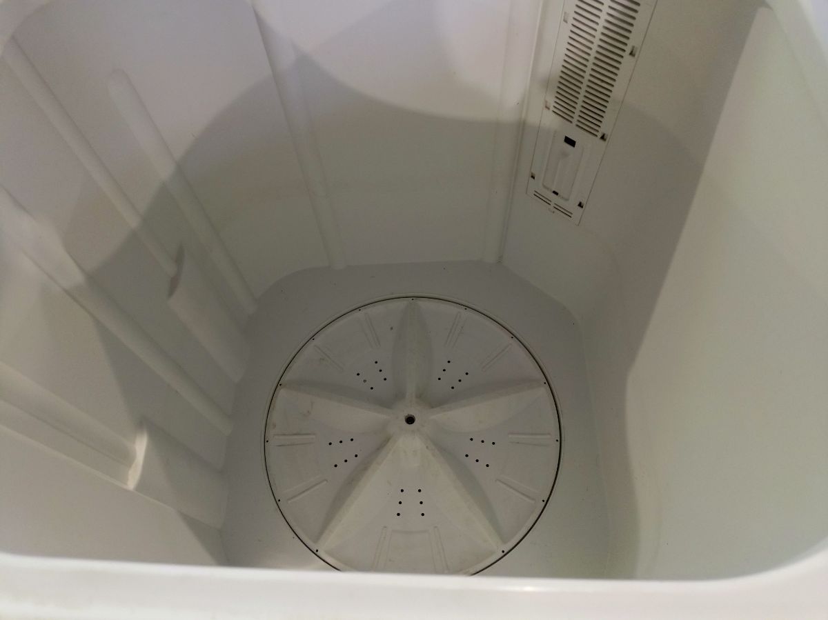 Sharp washing machine 6 kg - Image 2