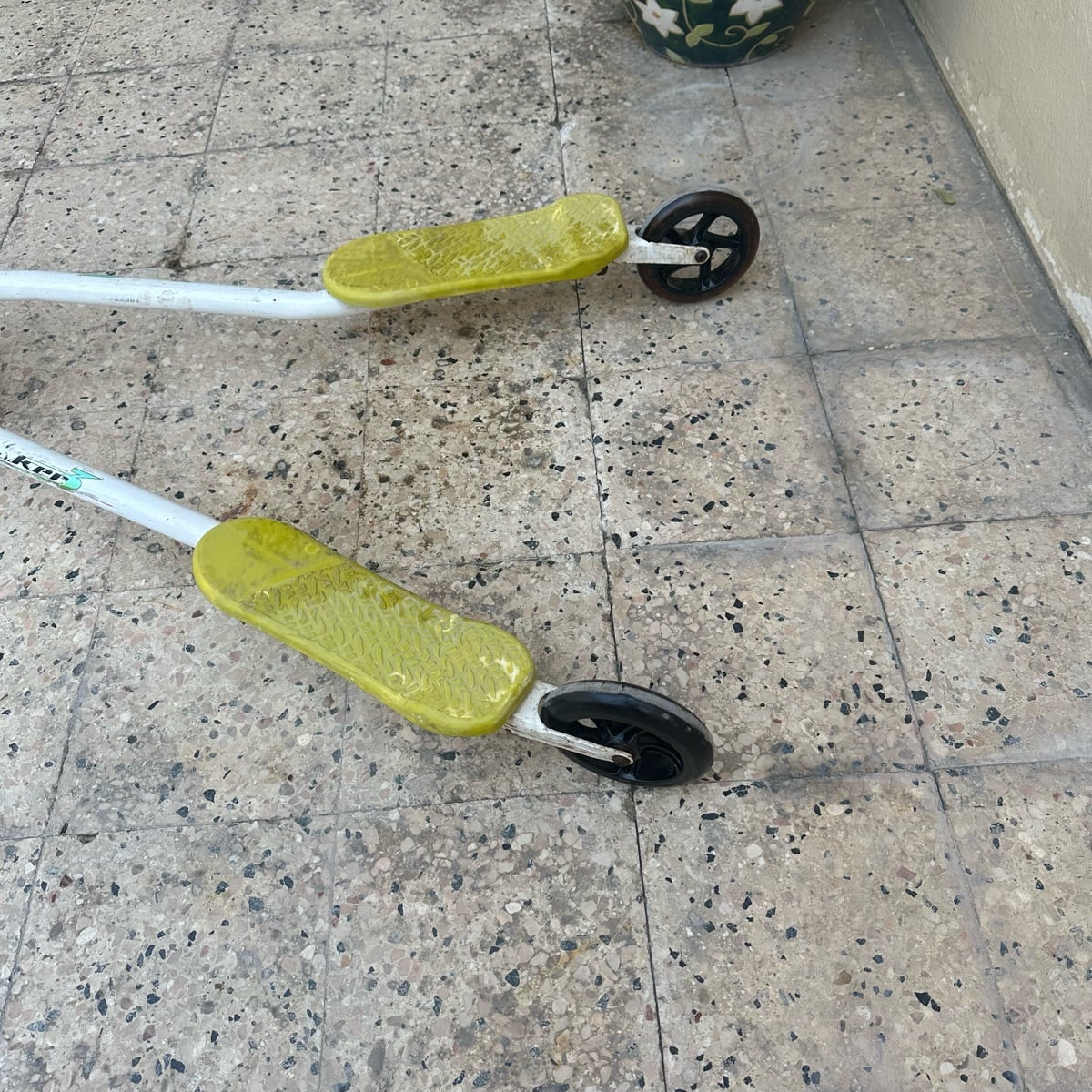 Scooter - Image 6