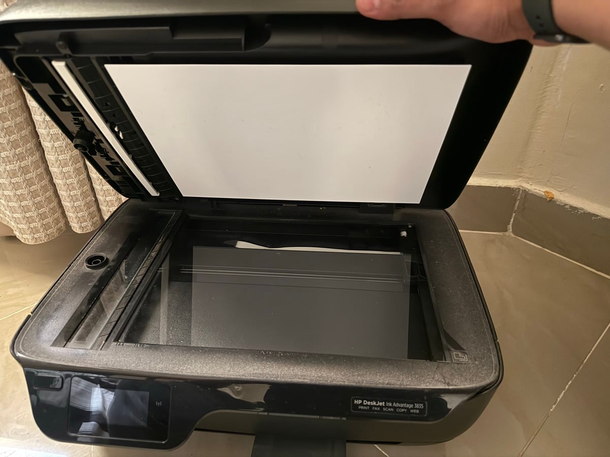 HP deskjet 3835 printer and scanner for sale. With Wifi - Image 3
