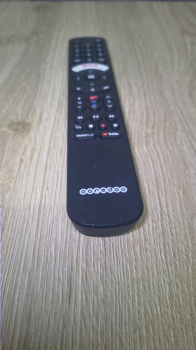 Ooredoo TV remote control. - Image 6