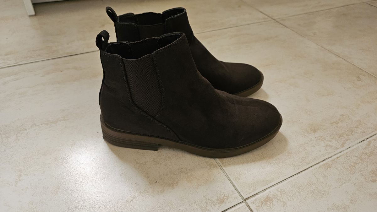 Ladies Boots very good condition - Image 7