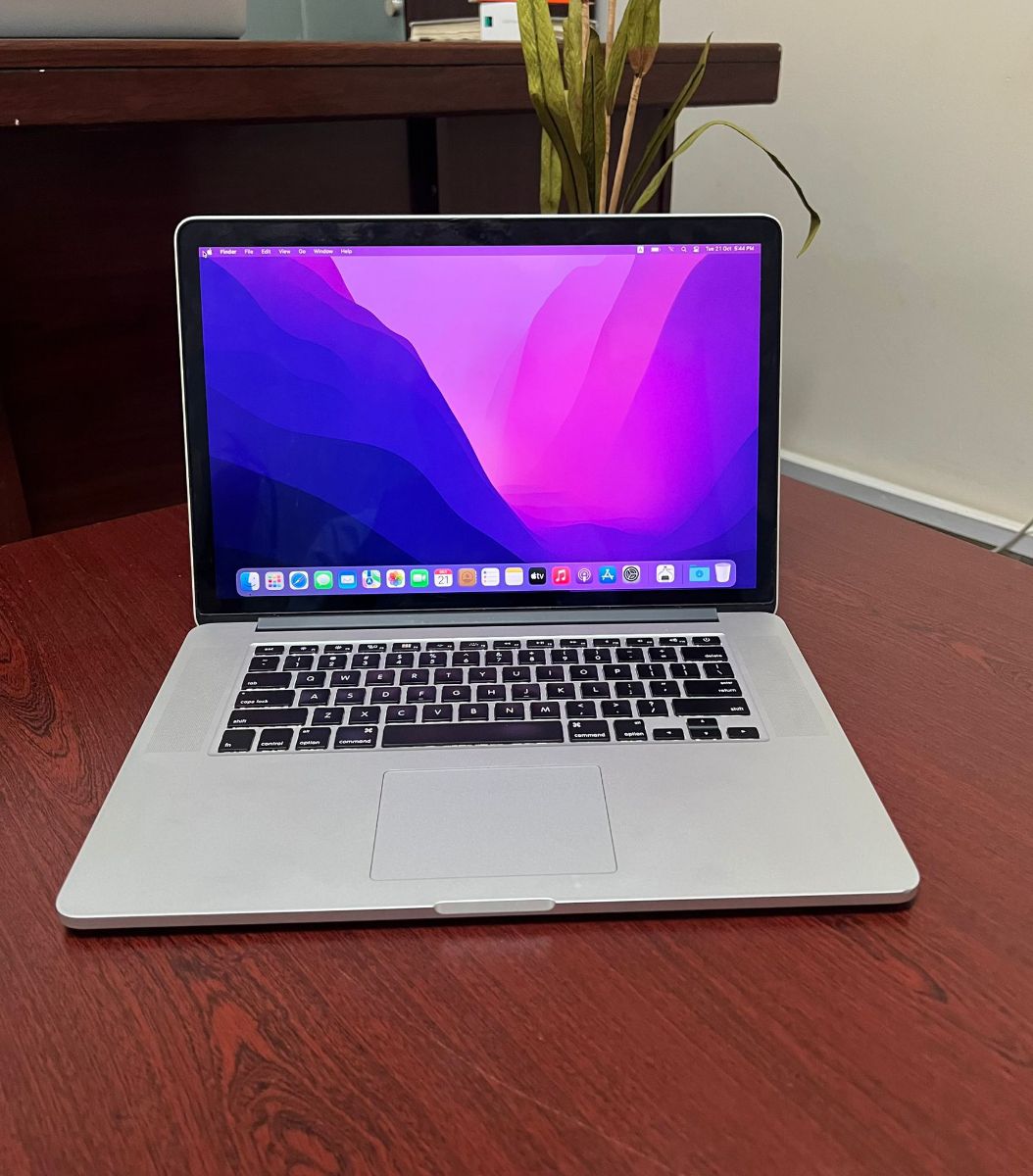 MacBook Pro (15-inch Retina, 2015) - Image 2