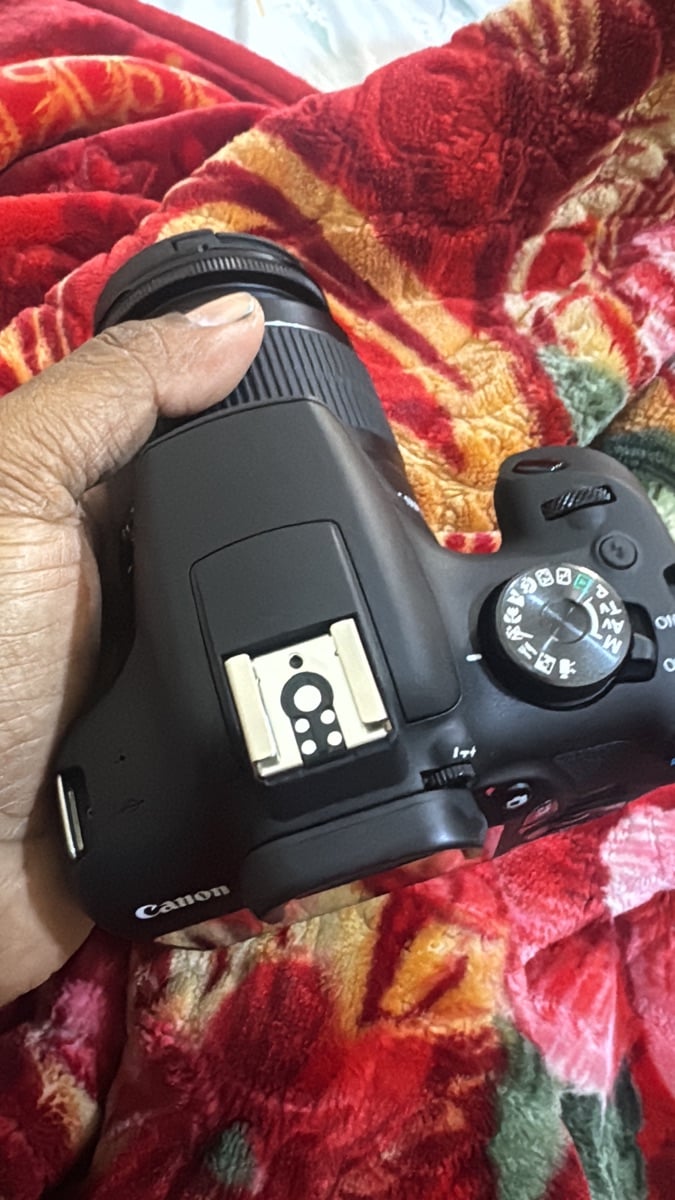 Canon dslr - Image 1