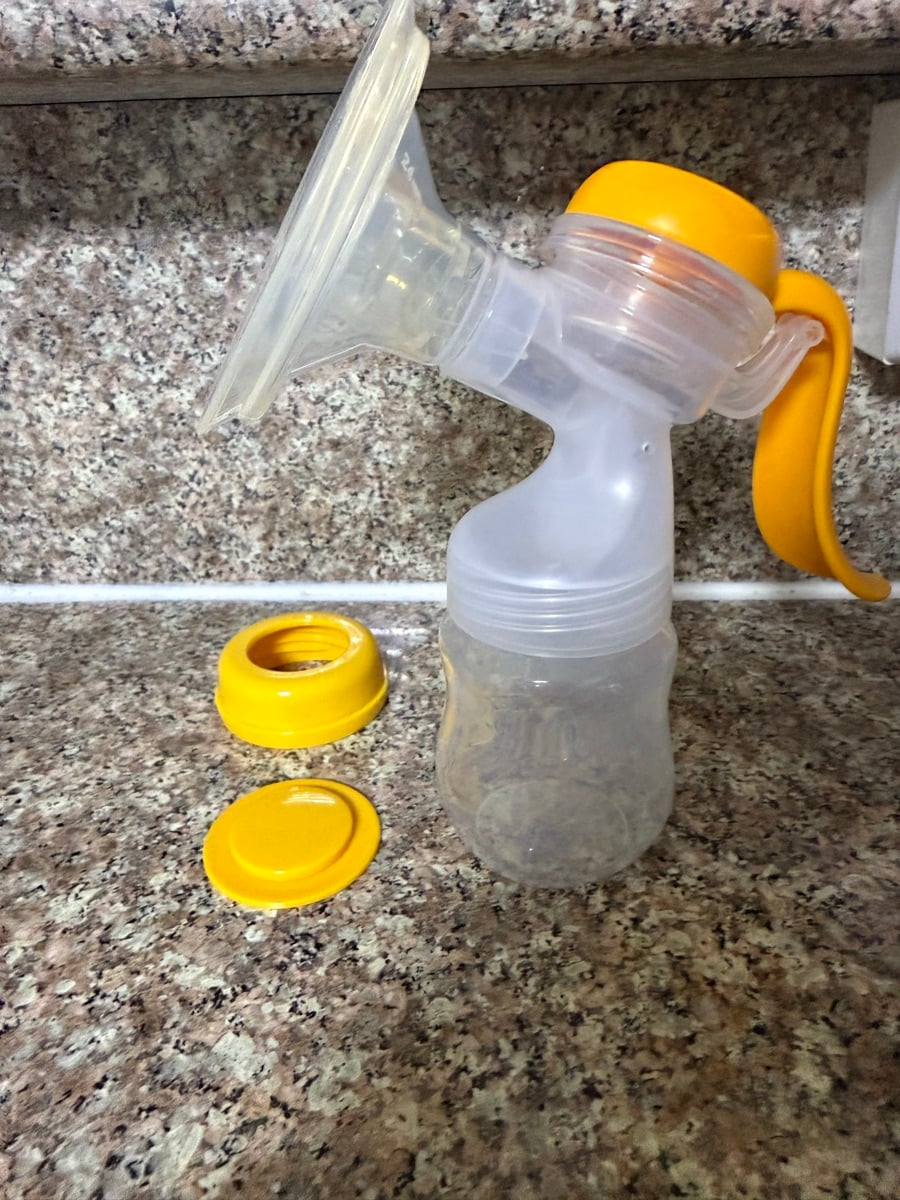 Doopers manual breast pump like new - Image 5