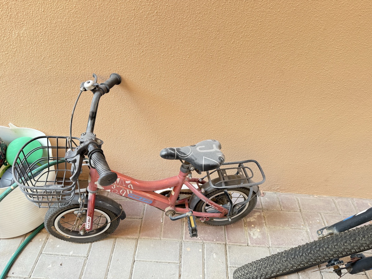 Toys - Image 3