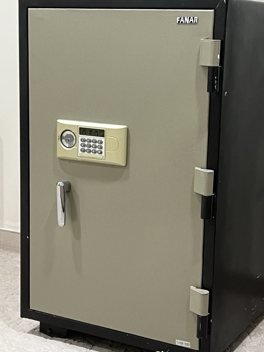 Fanar Fireproof Safe Locker - Image 2