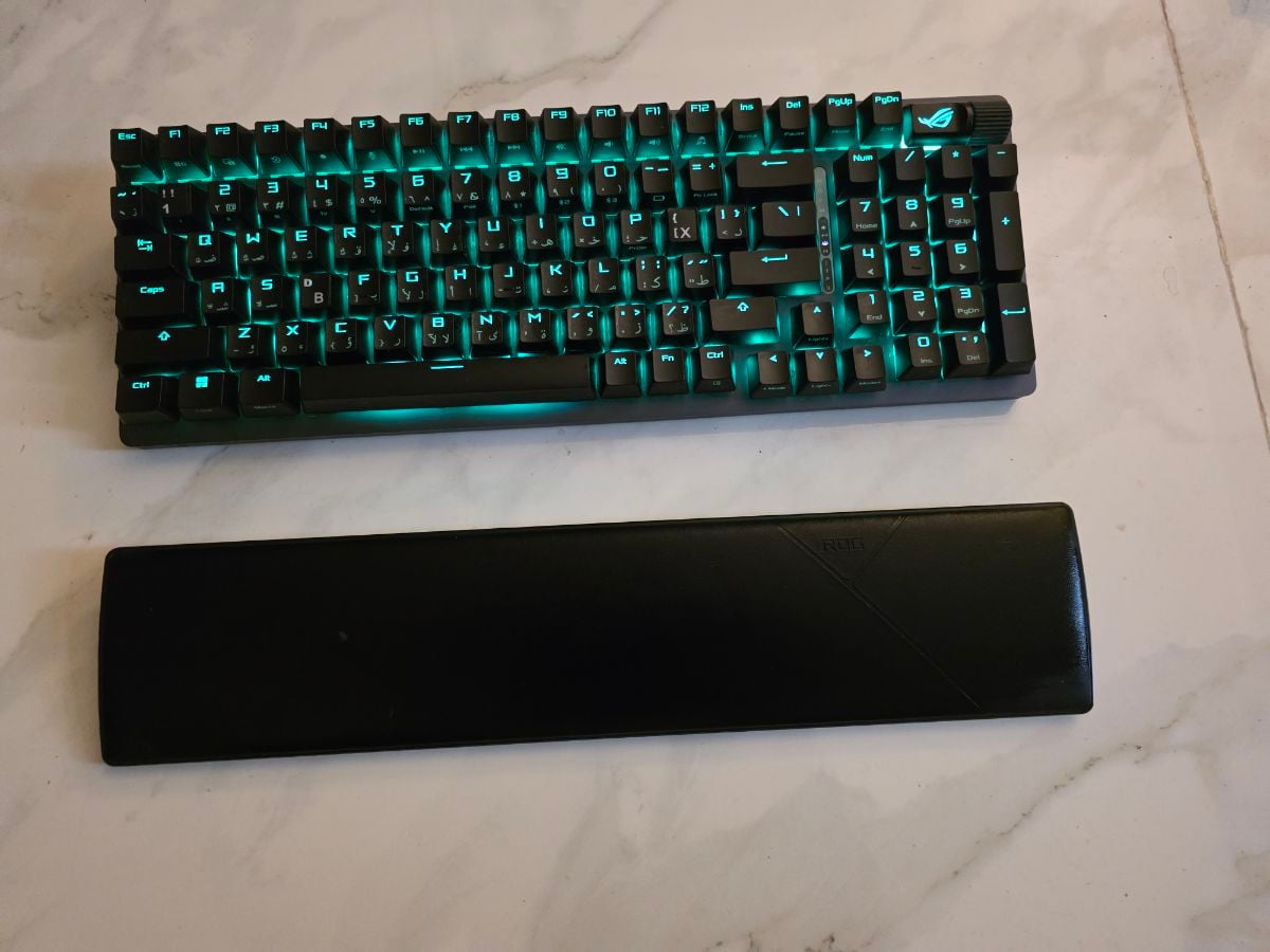 ROG Strix Scope II 96 Wireless gaming keyboard - Image 1