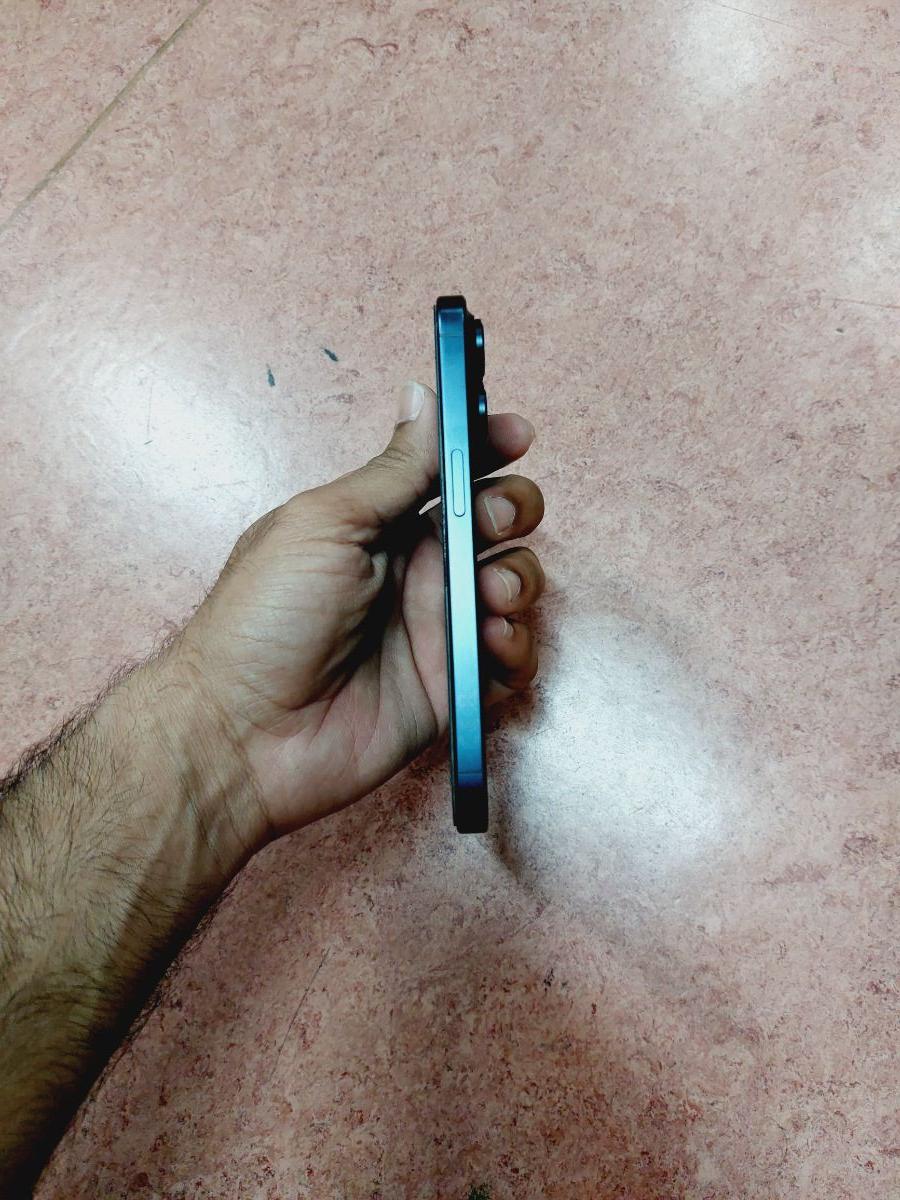 iPhone 15 Pro 1TB – Excellent Condition | 6 Months Warranty Remaining - Image 2