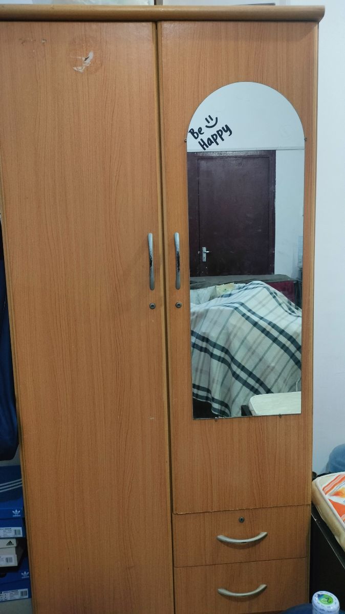 bed,cot  and cupboard - Image 2