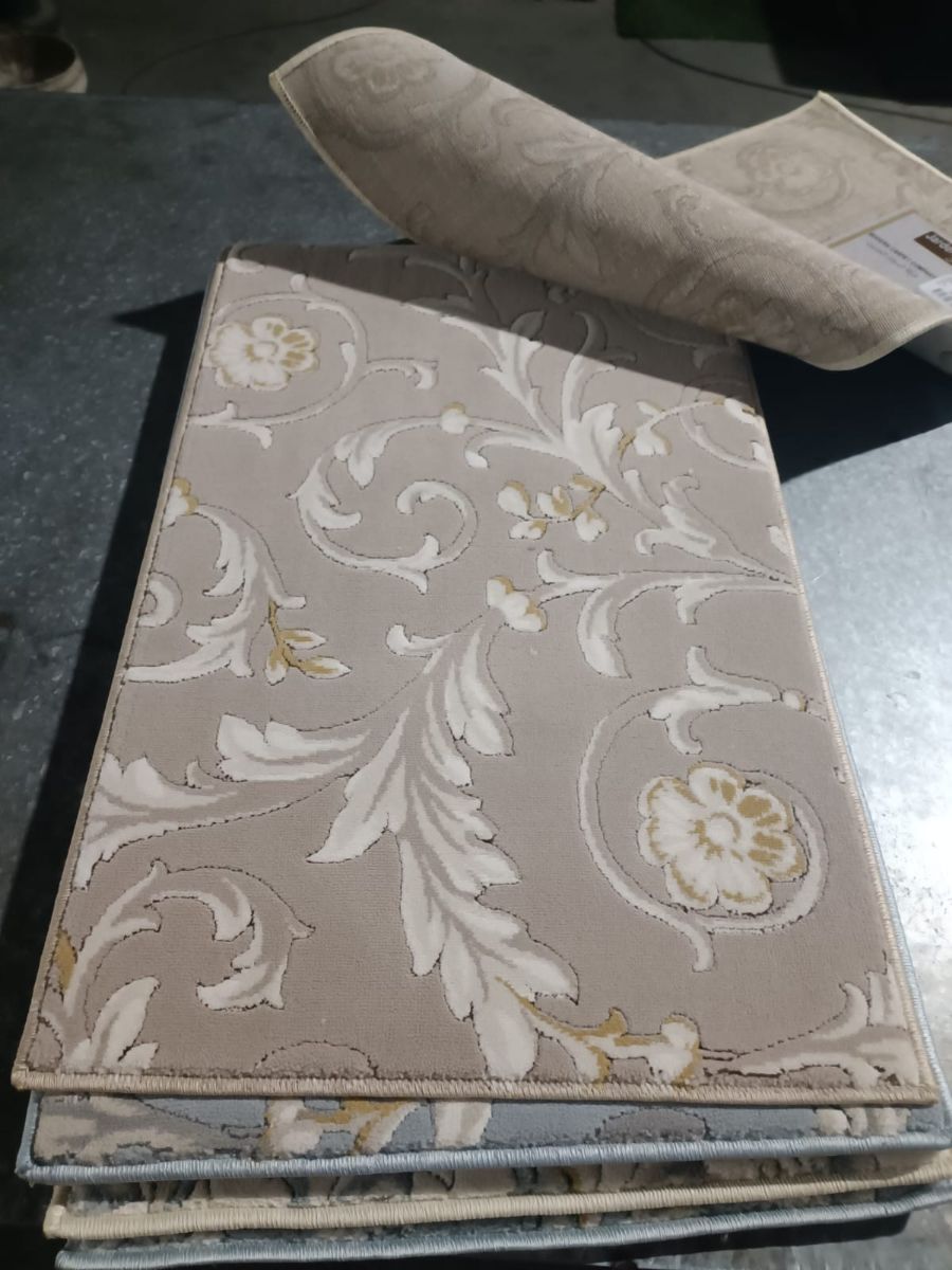 Carpet - Image 7