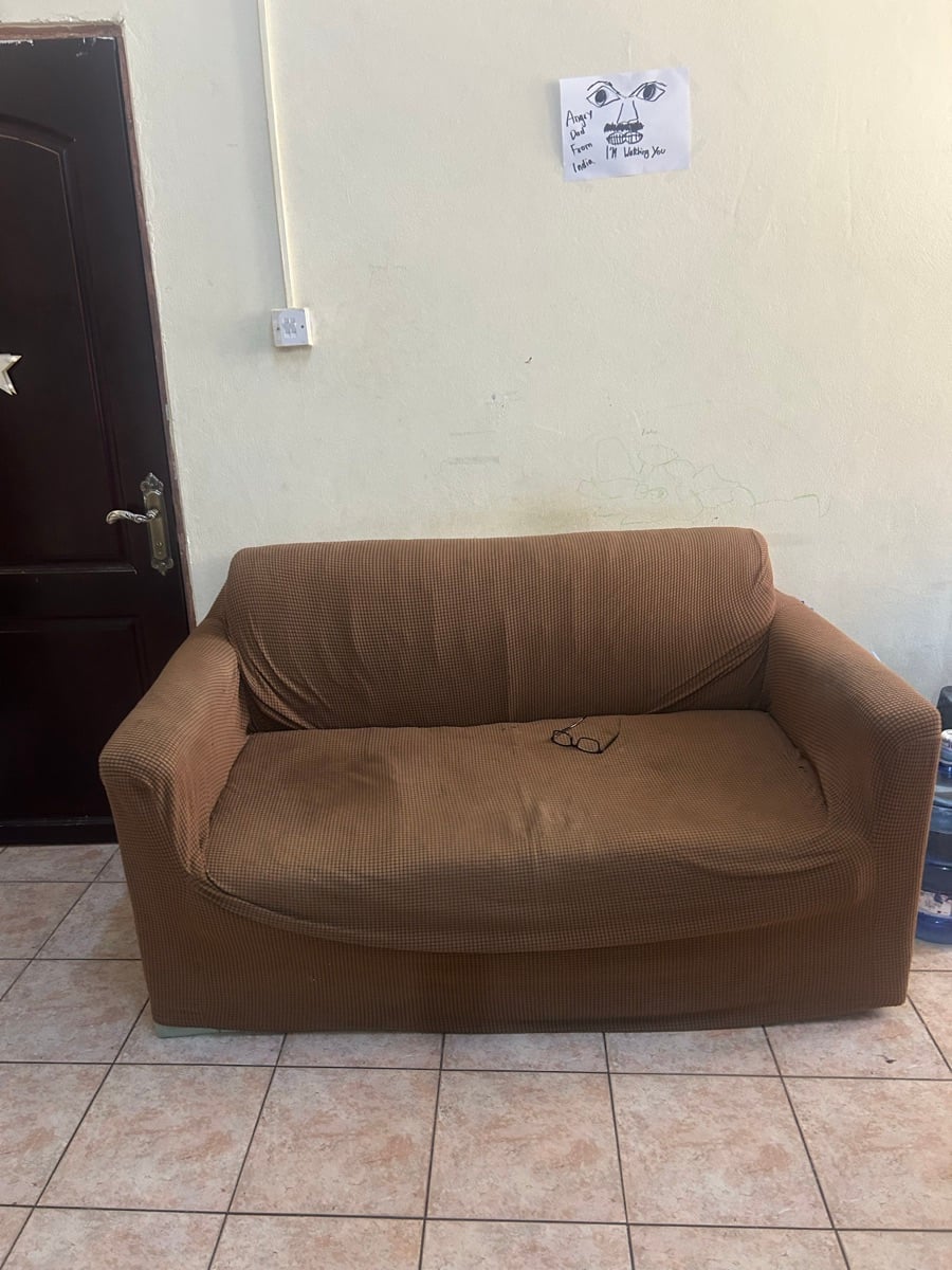 Free furniture today only - Image 4