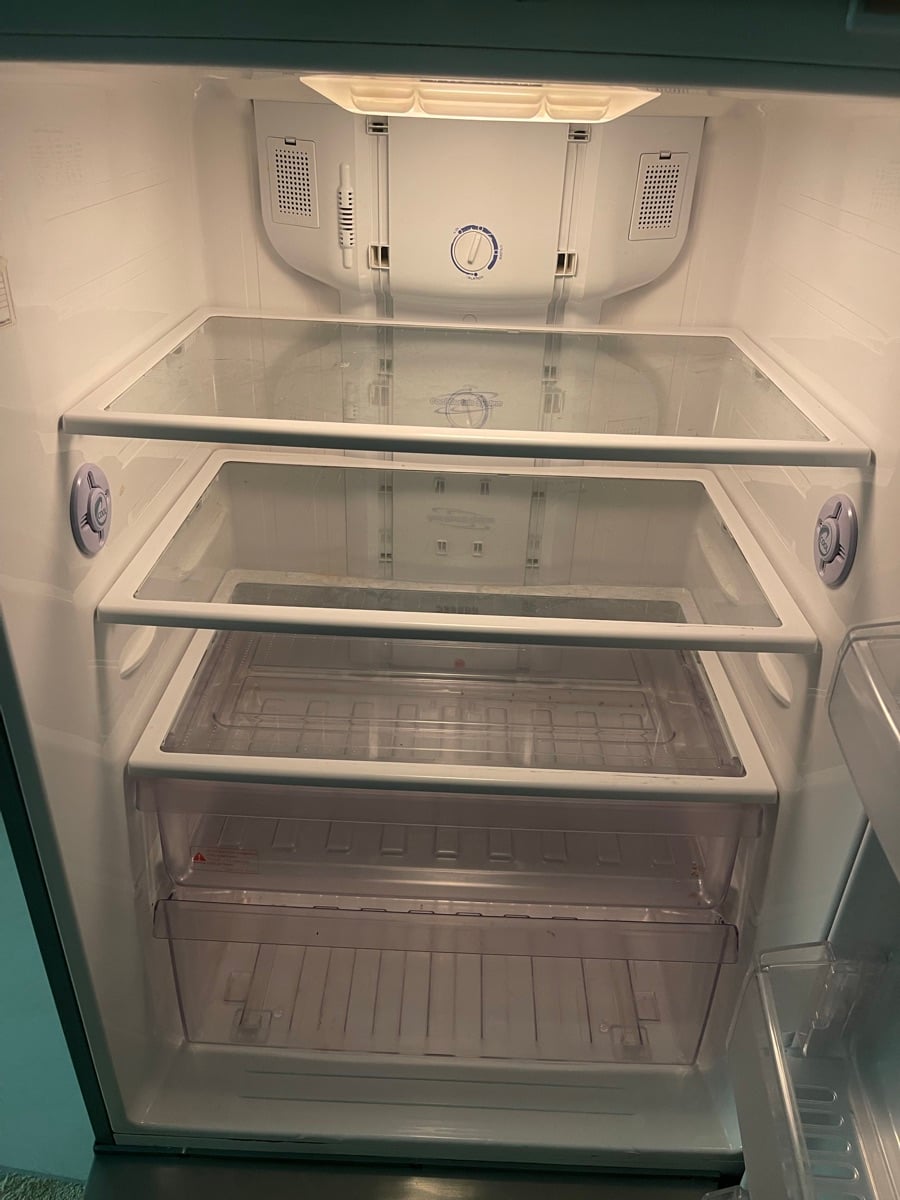 Amazing Samsung Fridge “big” - Image 3