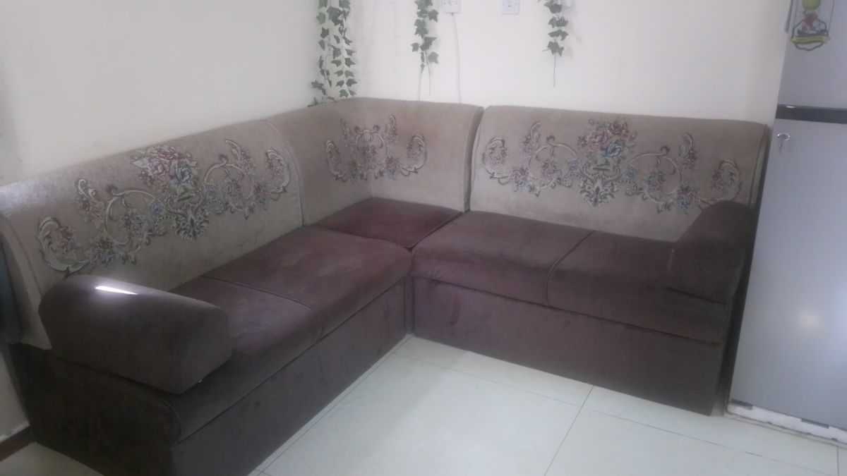 Sofa - Image 3