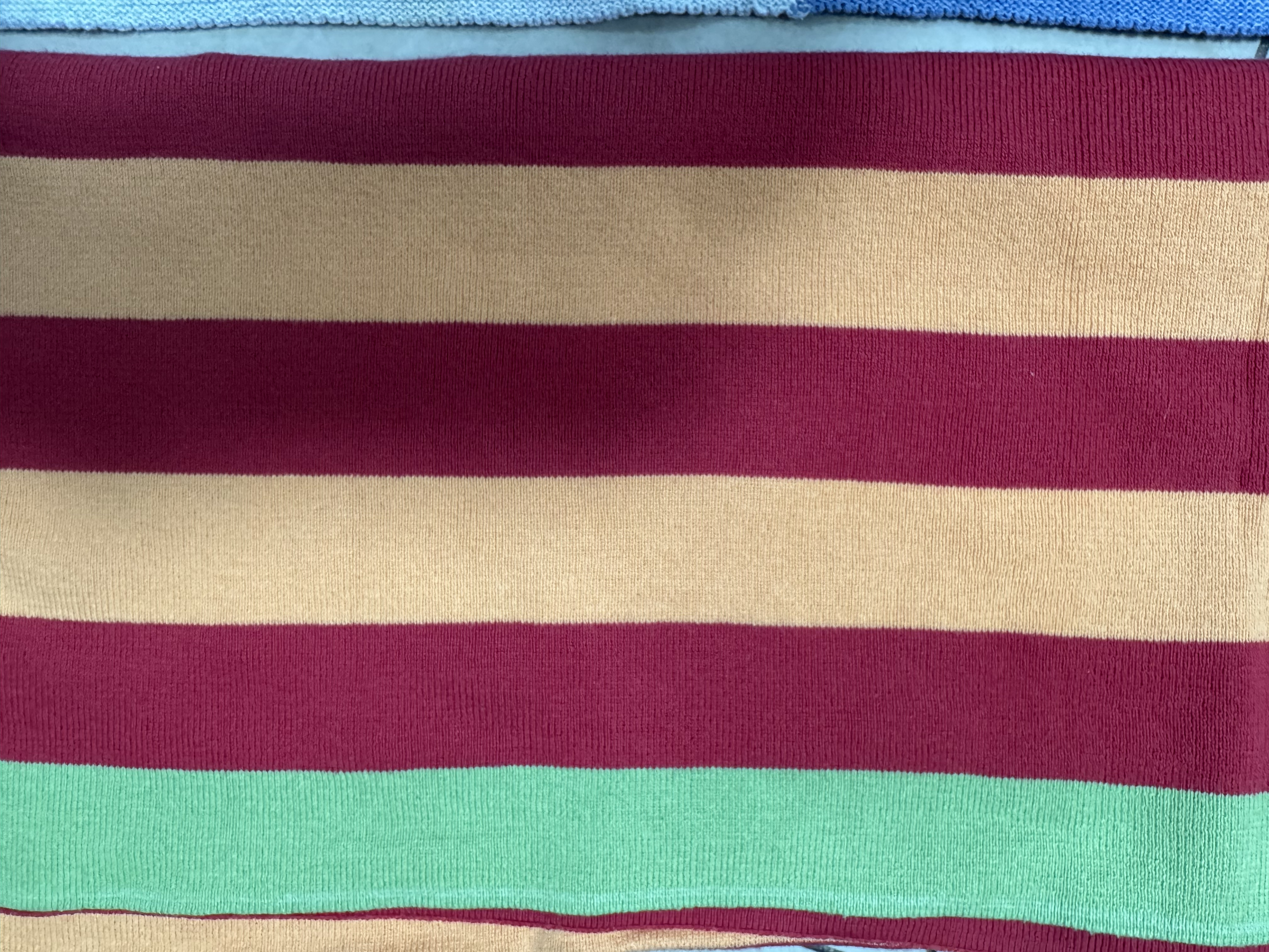 2 baby blankets , 1 memory foam new 90 Qr - Image 3