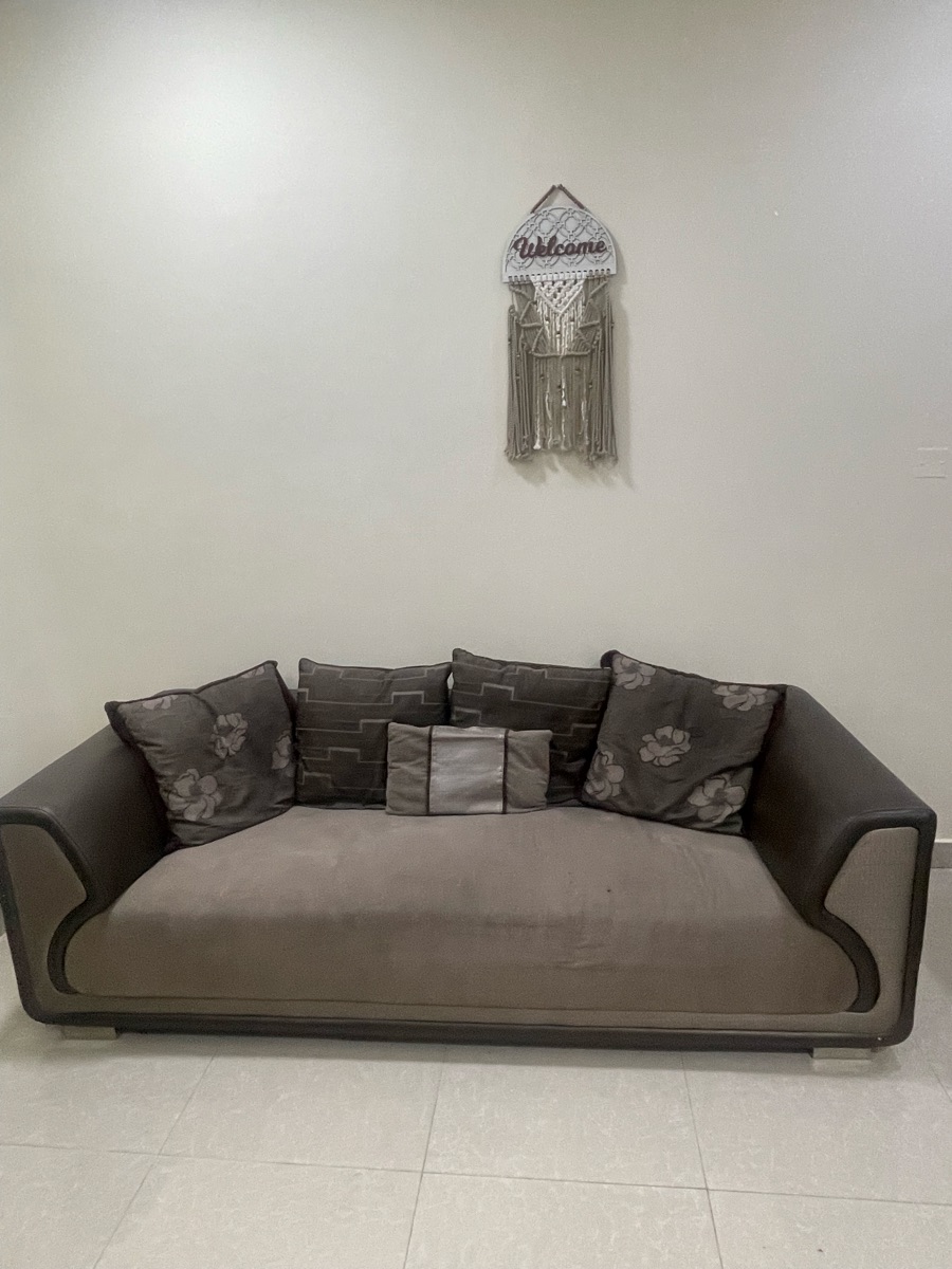 Sofa for sale - Image 5