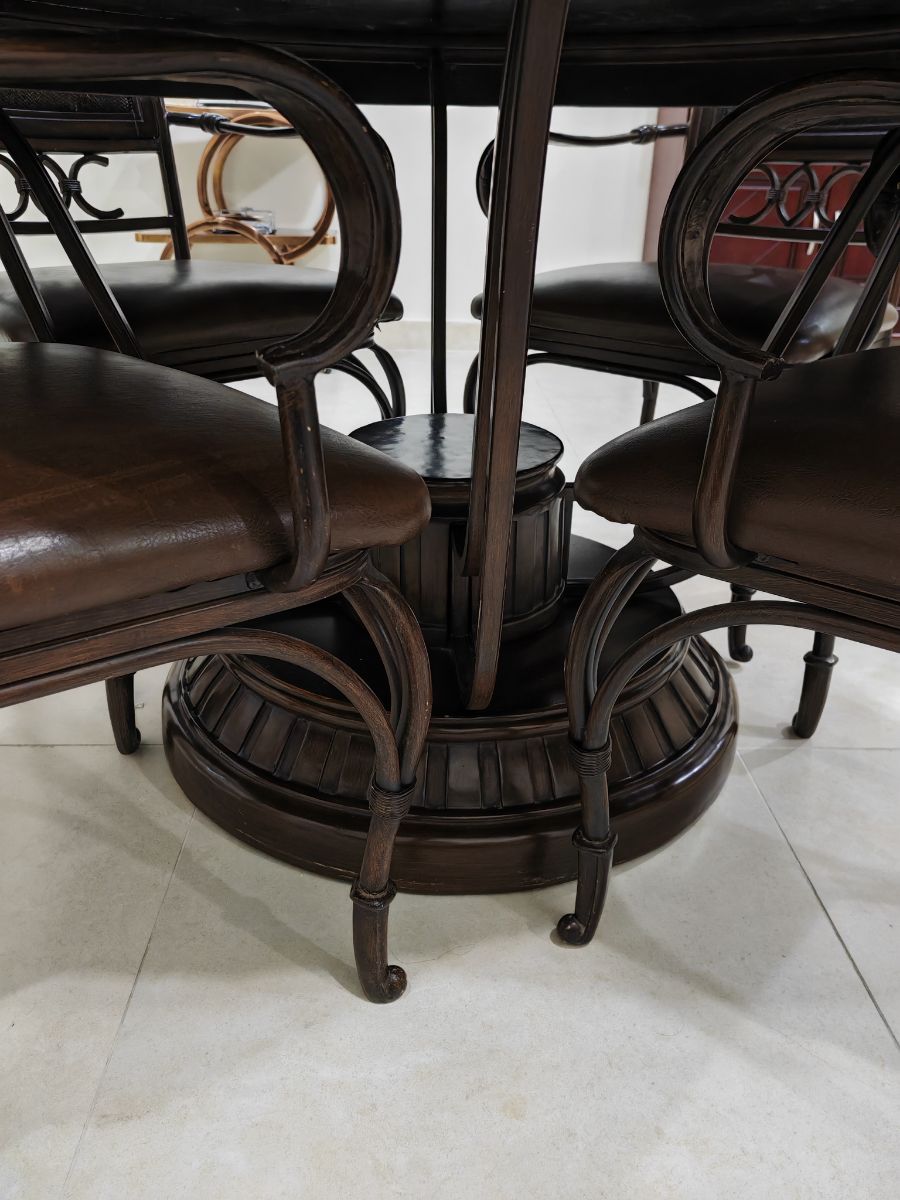 Dining table round with 4 chairs - 1500 QAR( special design piece), top glass ,special wood & strong steel frame - Image 1