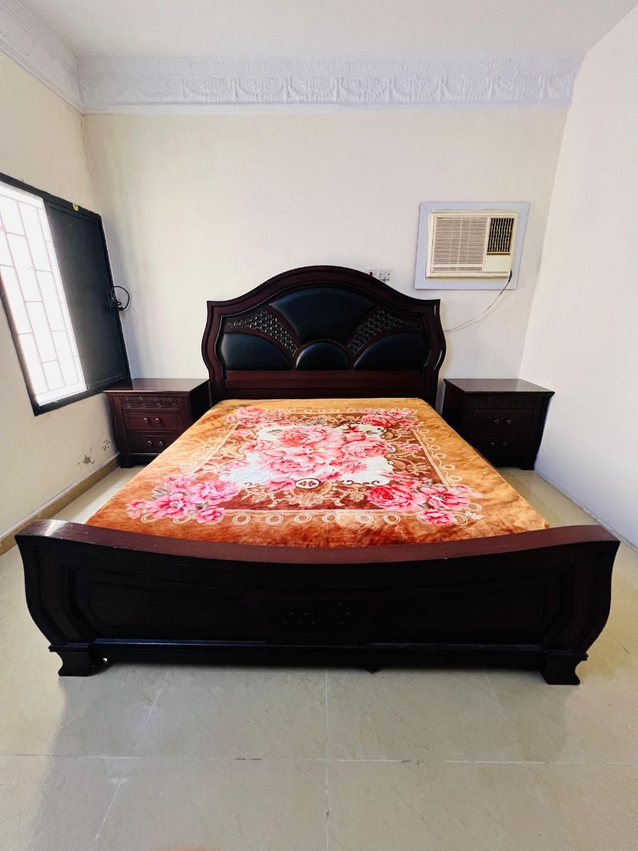 Sofa + Bed (QAR 2,500) - Image 2
