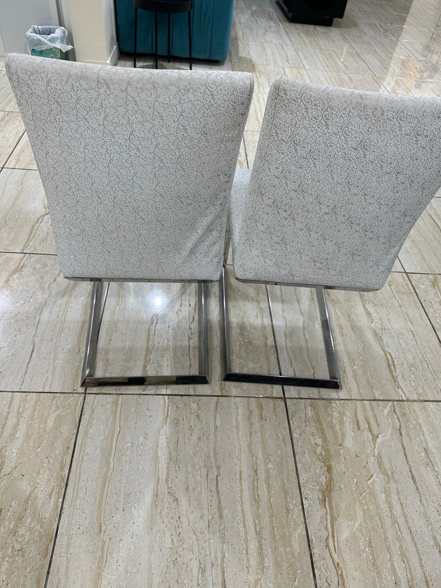 6 chairs - Image 3