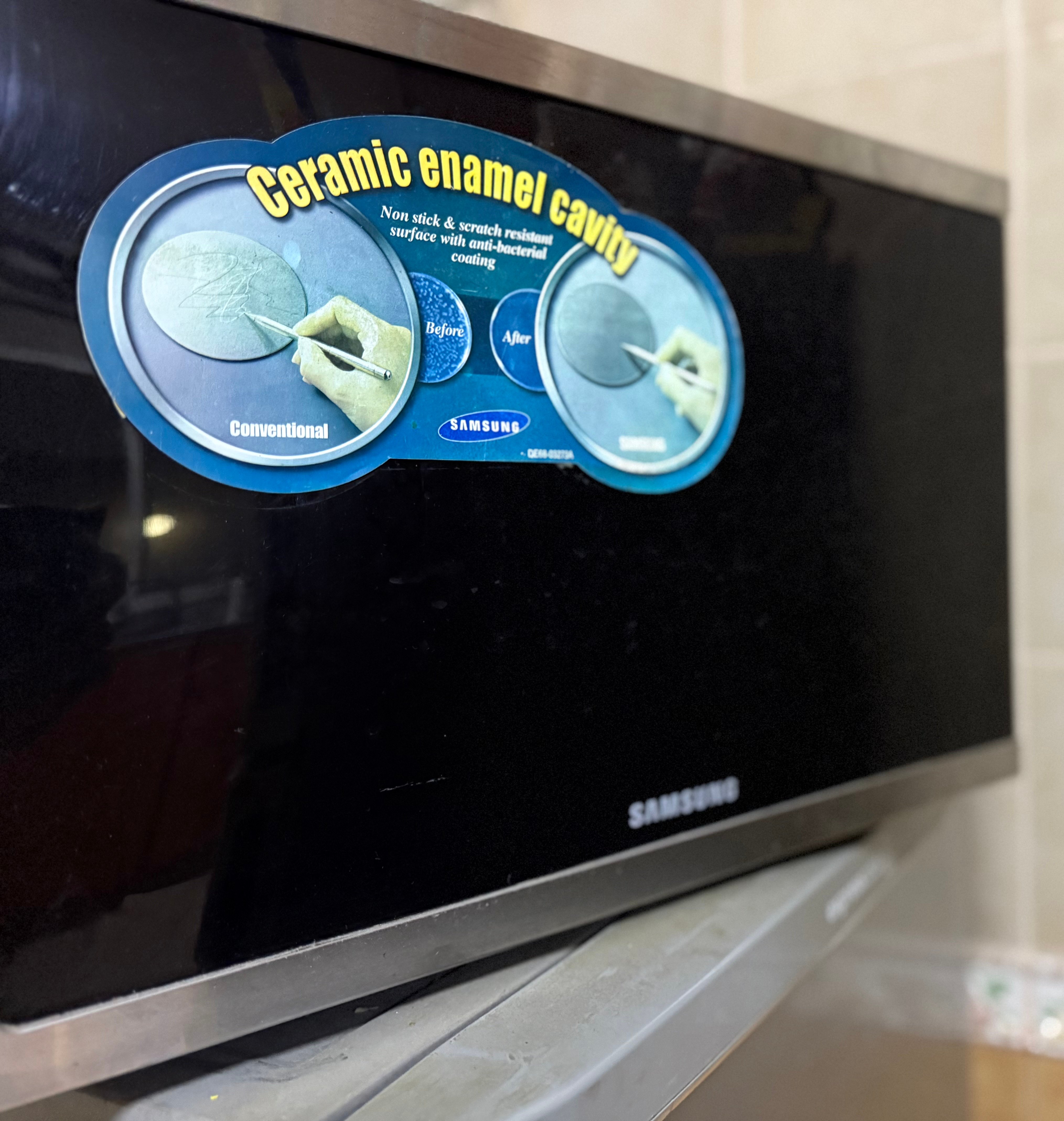 Urgent sale Samsung oven   (32 litres) - Image 2