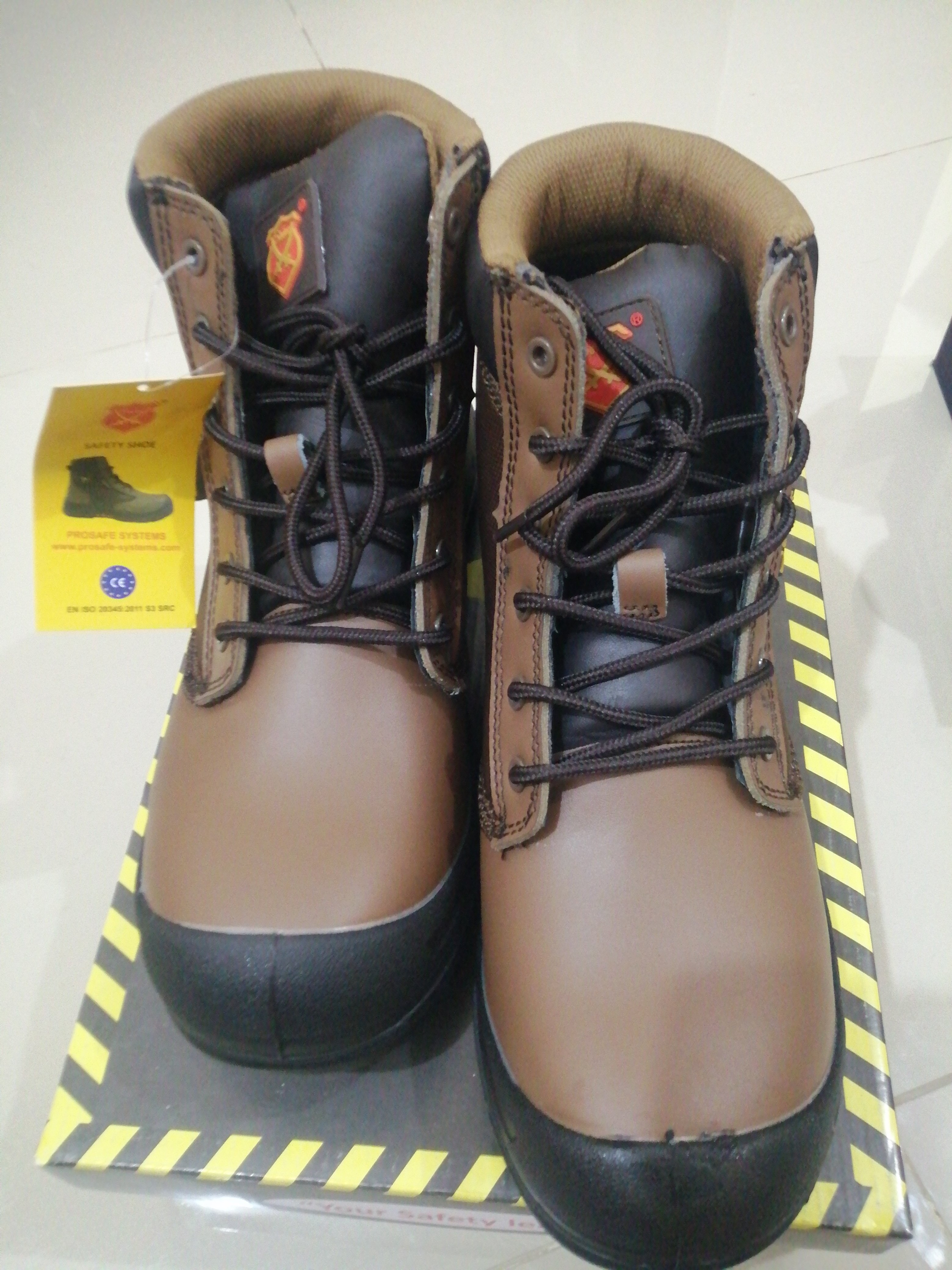 Safety Shoes - Image 3