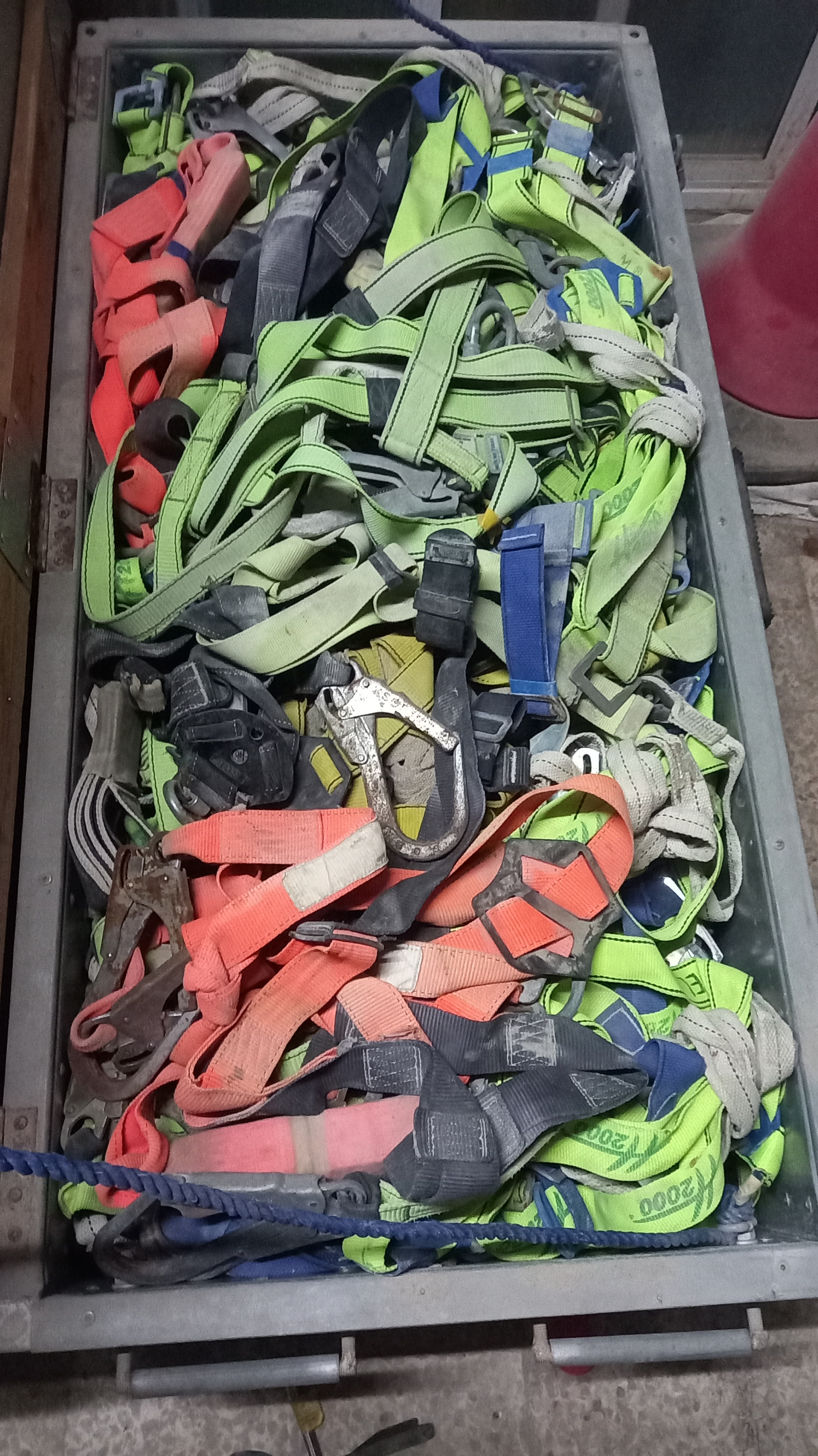 Used Big & Small Welding Machine and Full Body Safety Harness for Sale - Image 12