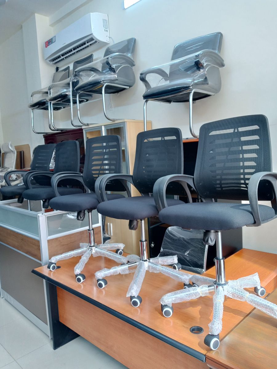 Used office desk study table metting table reception workstation sofa buy sell 33270617 - Image 10