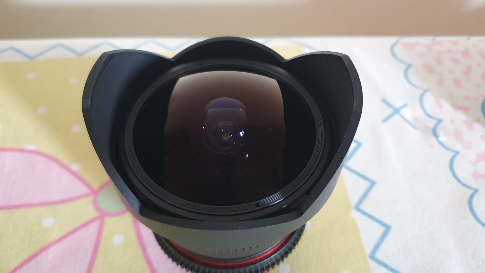 Bower/ Samyang  8mm T/3.8 Fisheye Cine Lens for Canon  - Image 3
