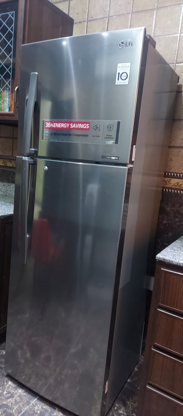 LG Double Door Fridge, 420 L, Urgent Sale, QAR 950/- (Actual Price 1699/-) - Image 4