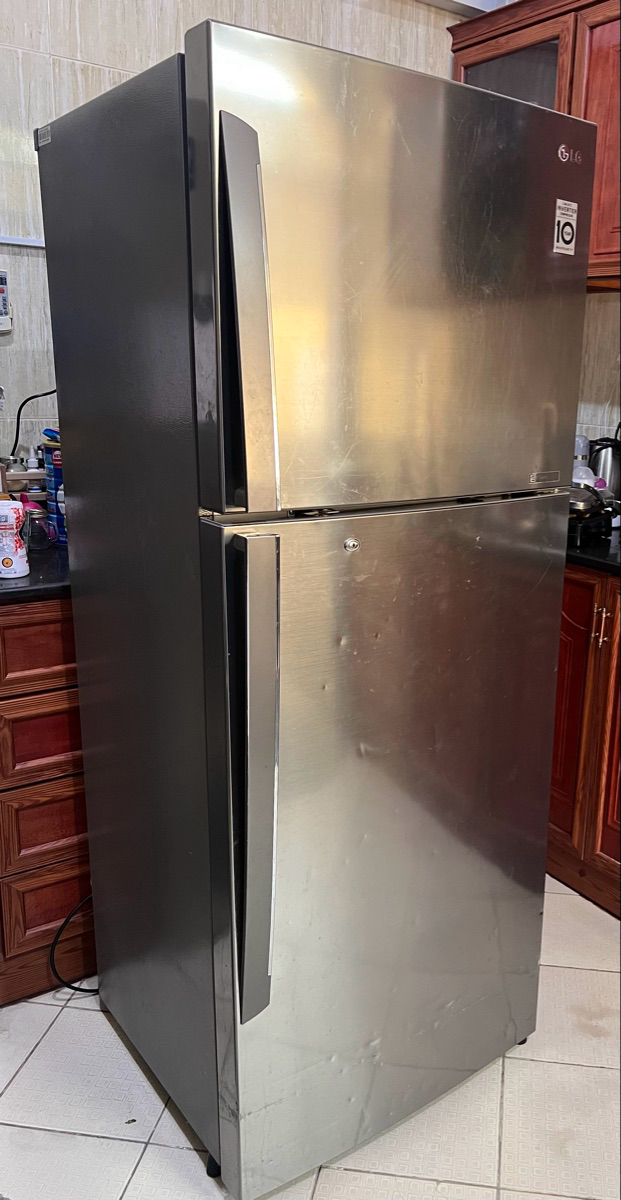 LG Refrigerator 422 L - Image 5