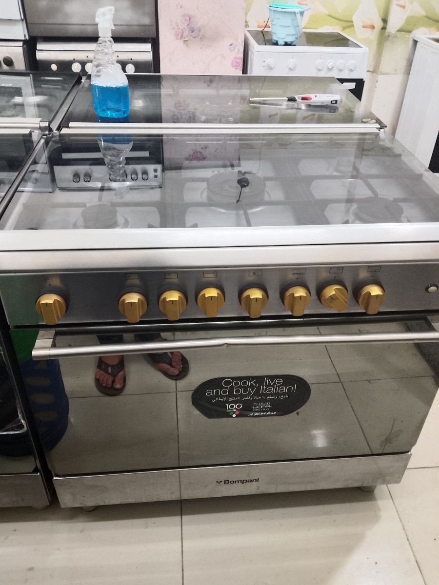 Bompani gas stove for sale 90*60 - Image 3