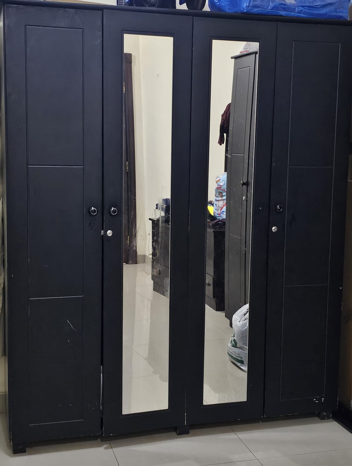 3 and 4 door cupboards - Image 2