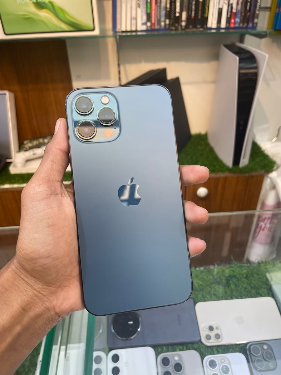 12 pro max - Image 4