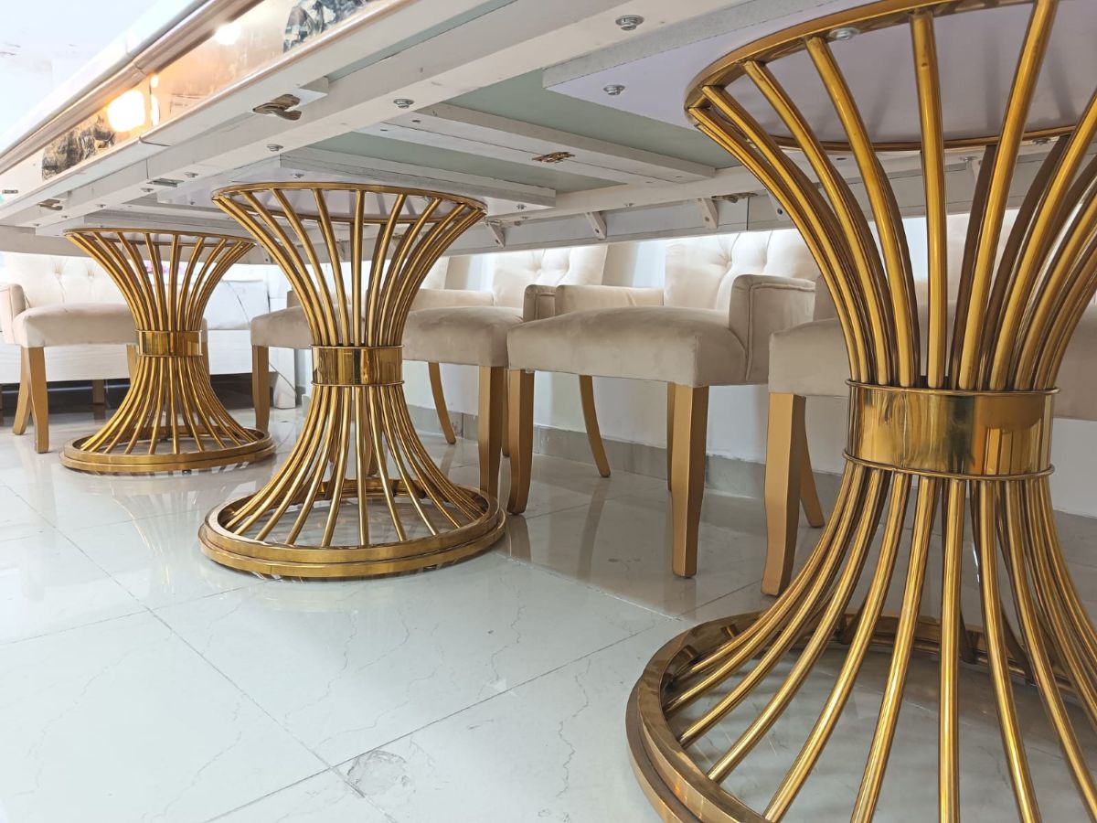 For Sale Midis Brand Daning Table Whit Bup 10 Chair Very Excellent Condition - Image 2