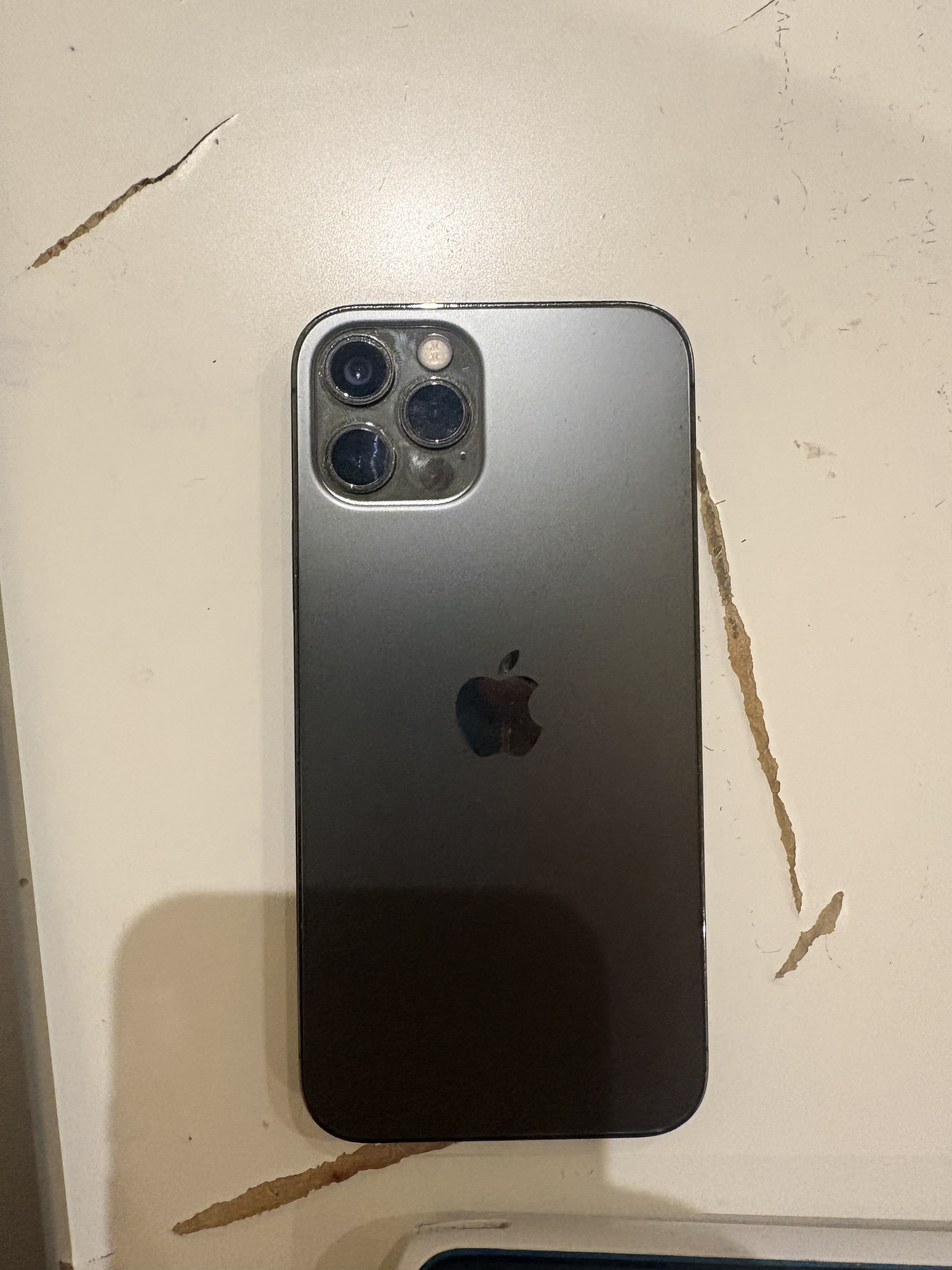 iPhone 12 Pro - Image 1