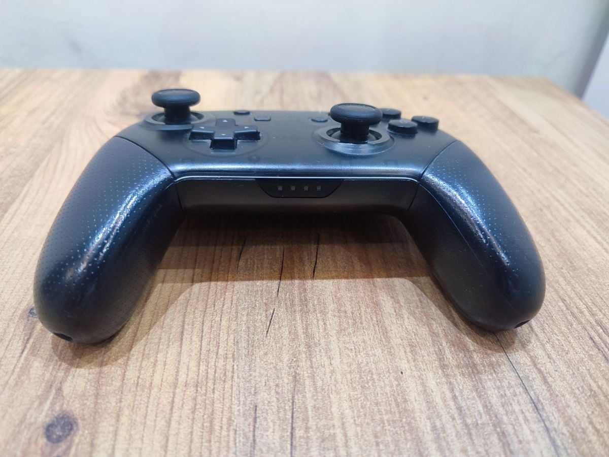 Nintendo switch pro controller - Image 2