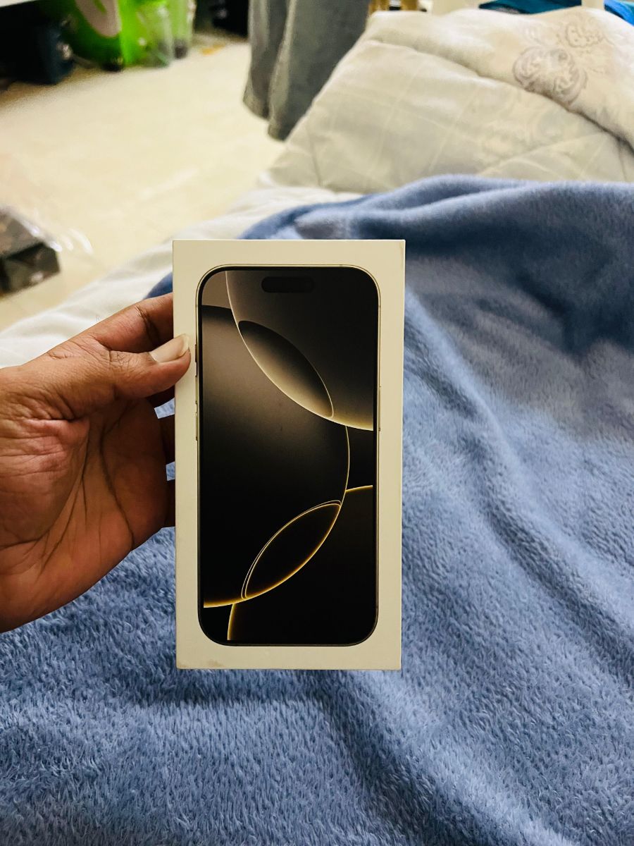 I phone 16 pro - Image 5