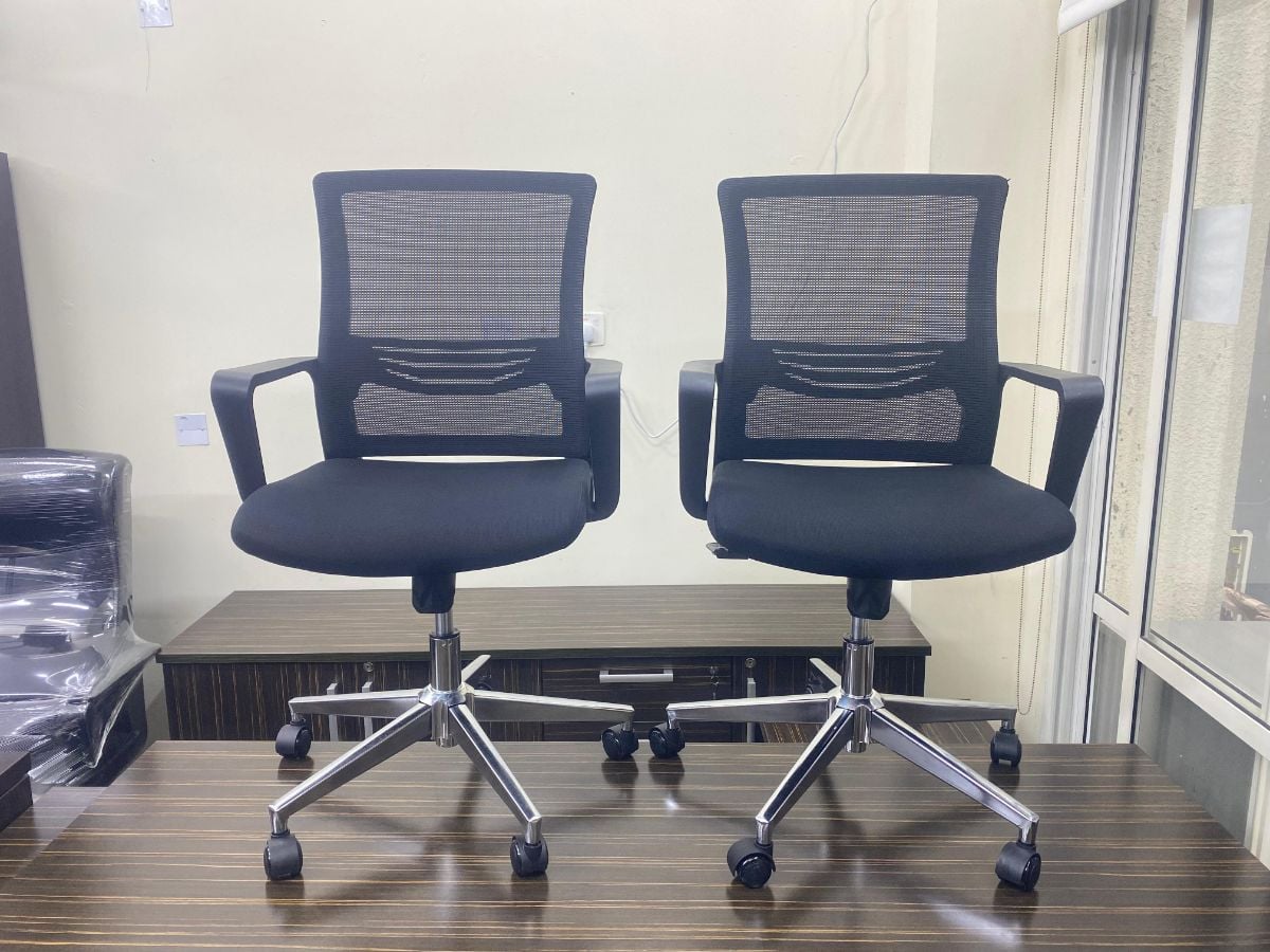 Used office desk study table metting table reception workstation sofa buy sell 33270617 - Image 9