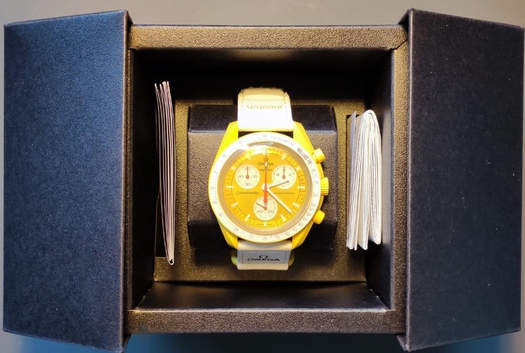 Swatch Omega Moon Swatch "Mission to the Sun" - Image 2