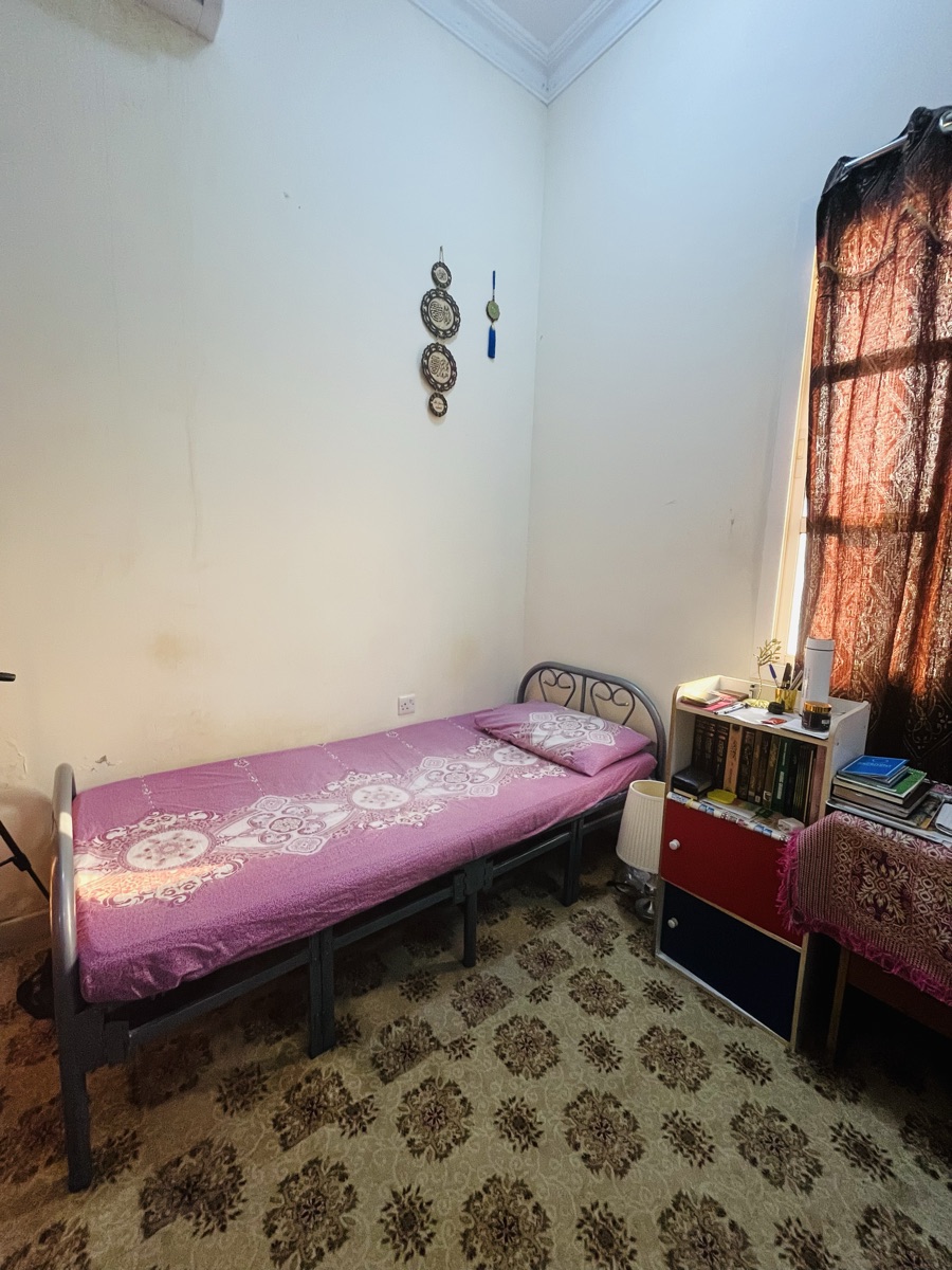 Single Bed + Mattress for Sale — Excellent Condition - Image 3