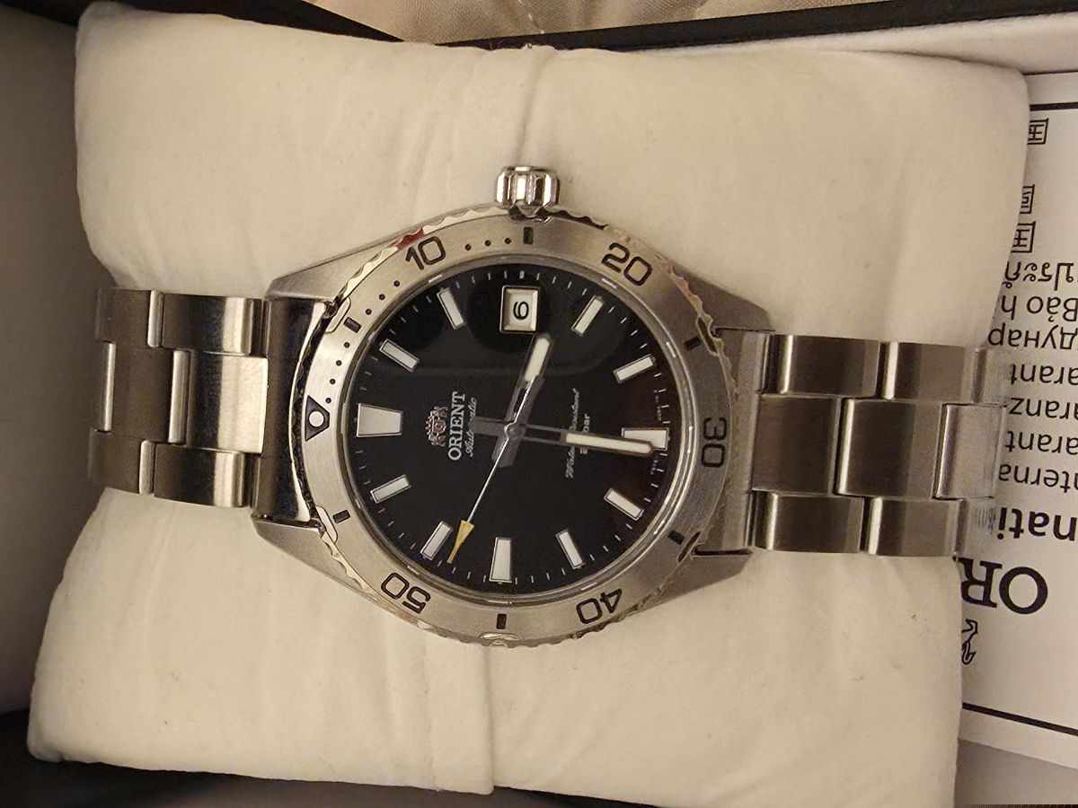 Orient Mako 40 – Like New / Barely Worn Black dial - Image 4