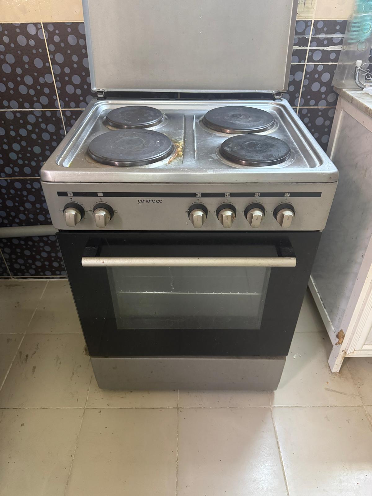 Electric Stove - Image 1