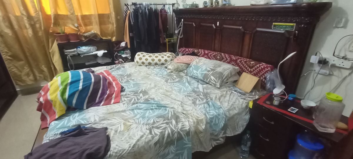 Selling Wardrobe| Bed frame| Dressing Table And more! - Image 4