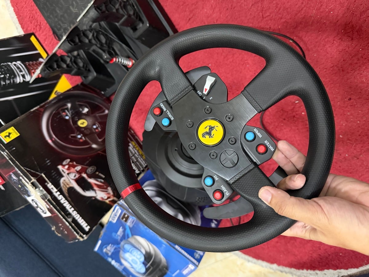 Racing Simulator with box - Image 1