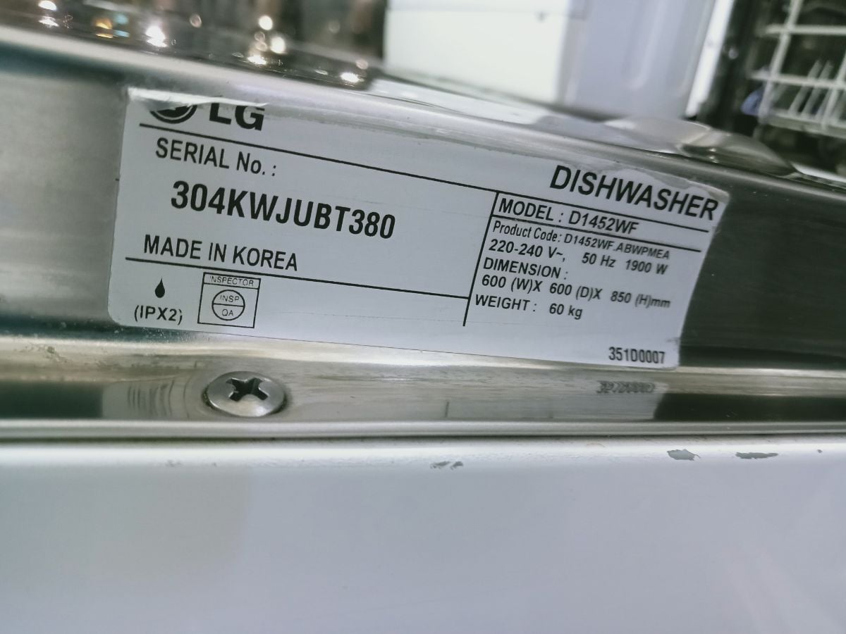 LG dishwasher available for sale - Image 2