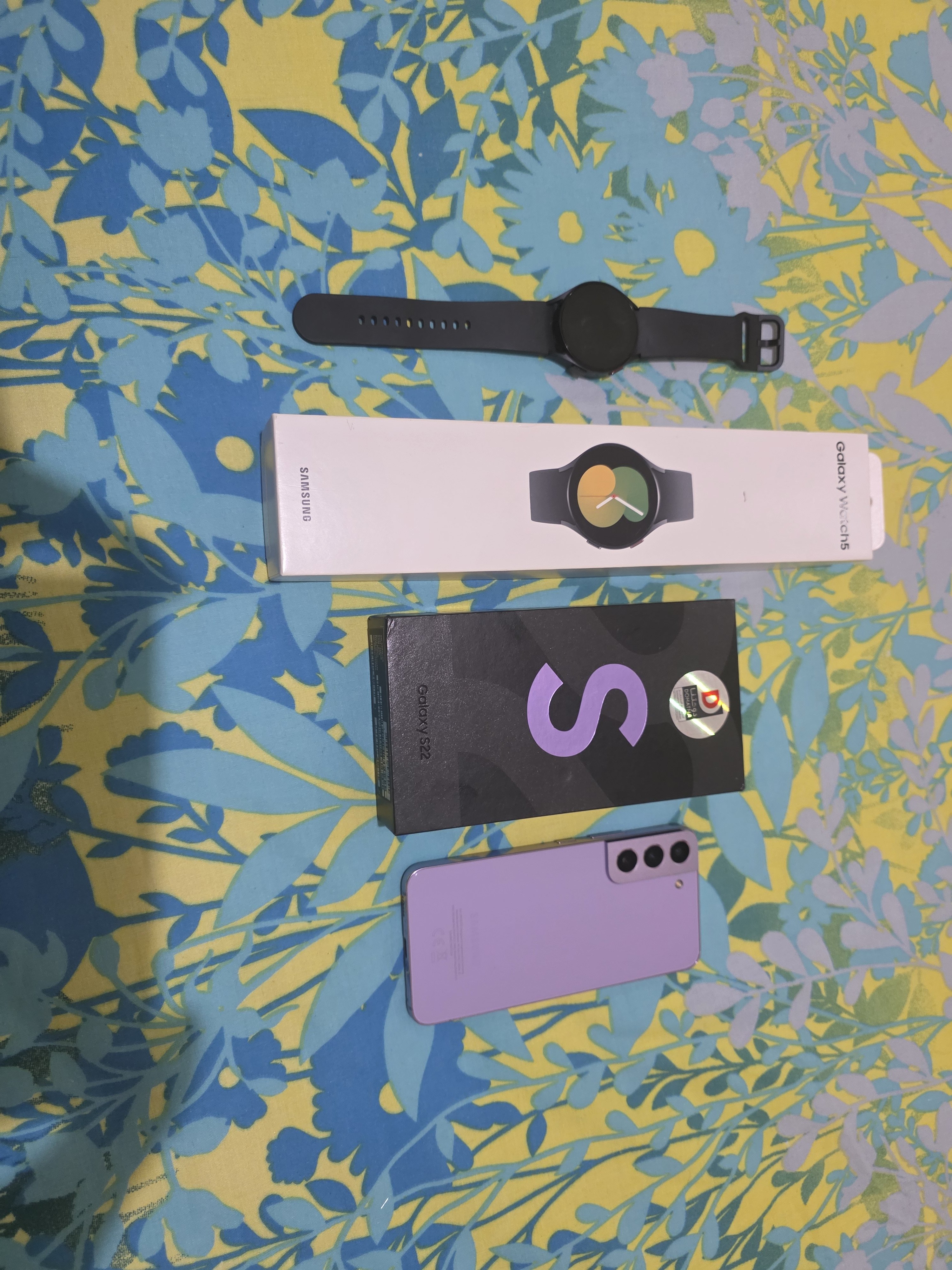 Samsung s22 with samsung s5 watch - Image 5