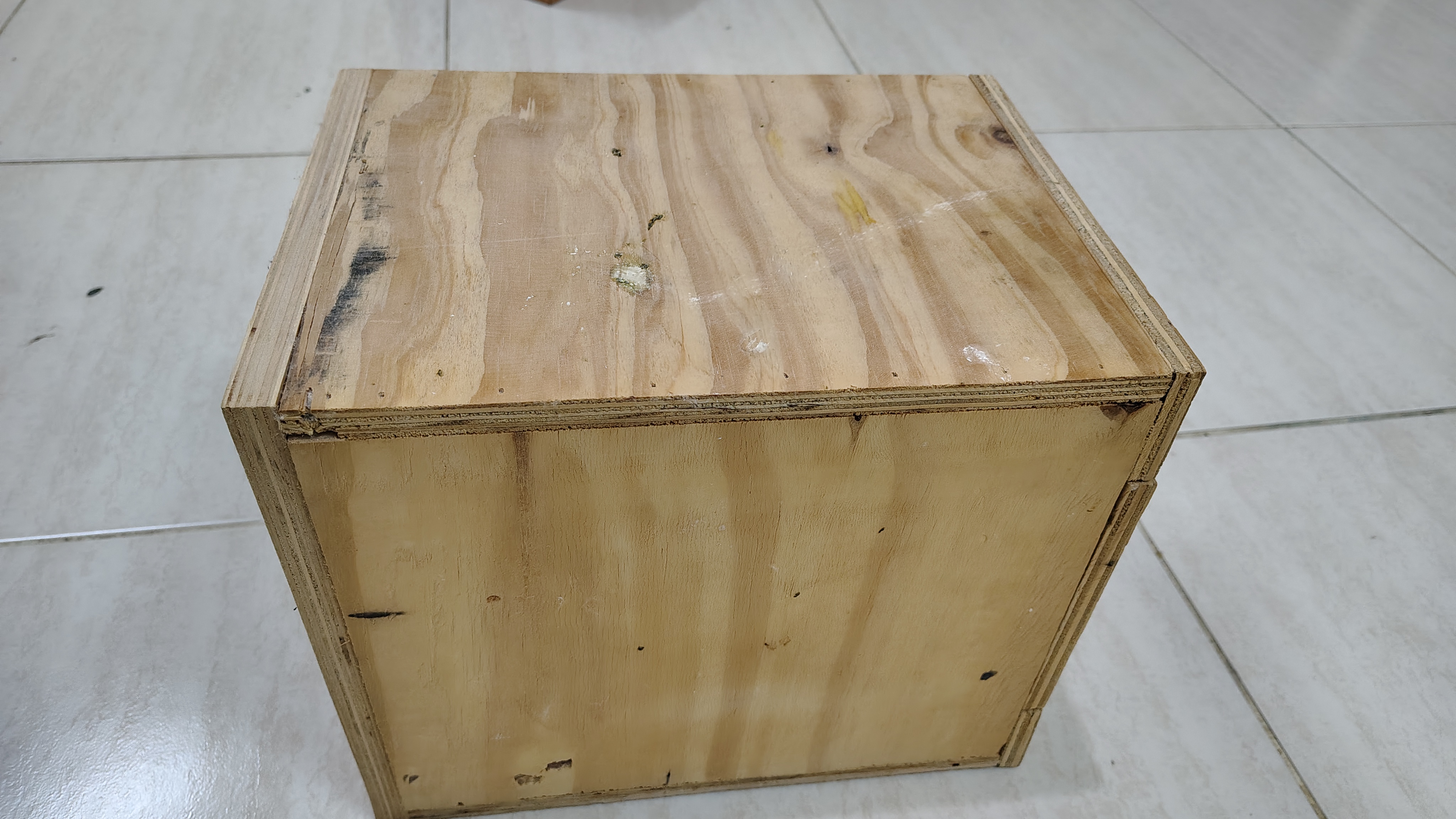 Cockateil Hatching Box for sale - Image 3