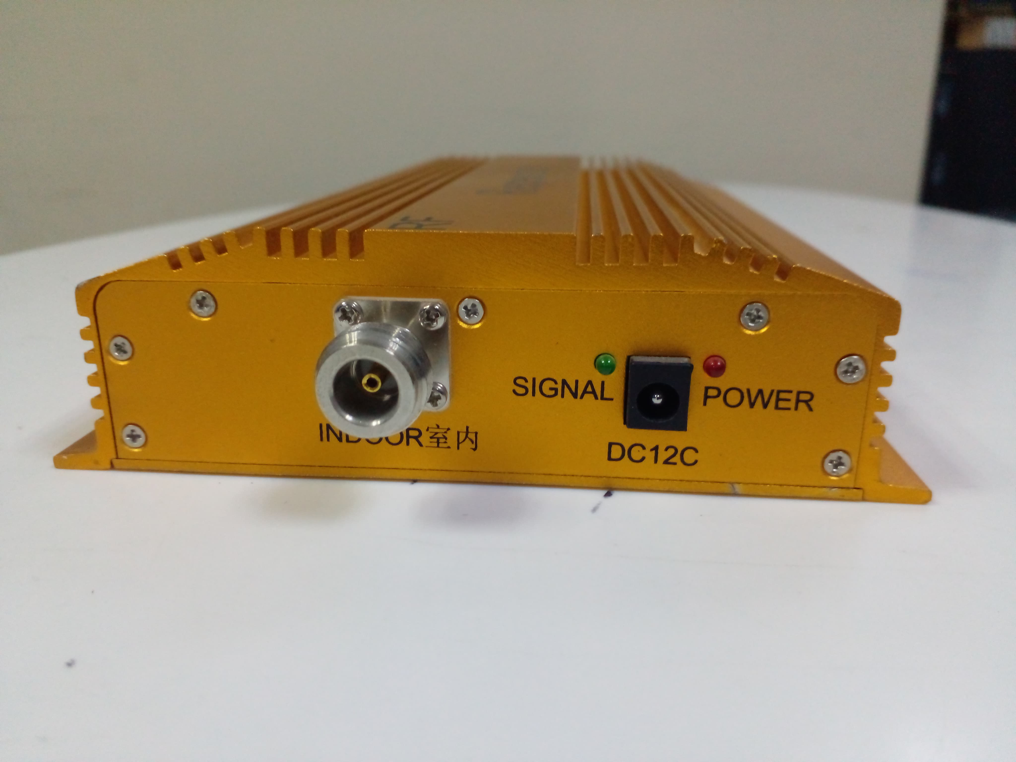 GSM 890–915 / 935–960 MHz Mobile Phone Signal Repeater - Image 2