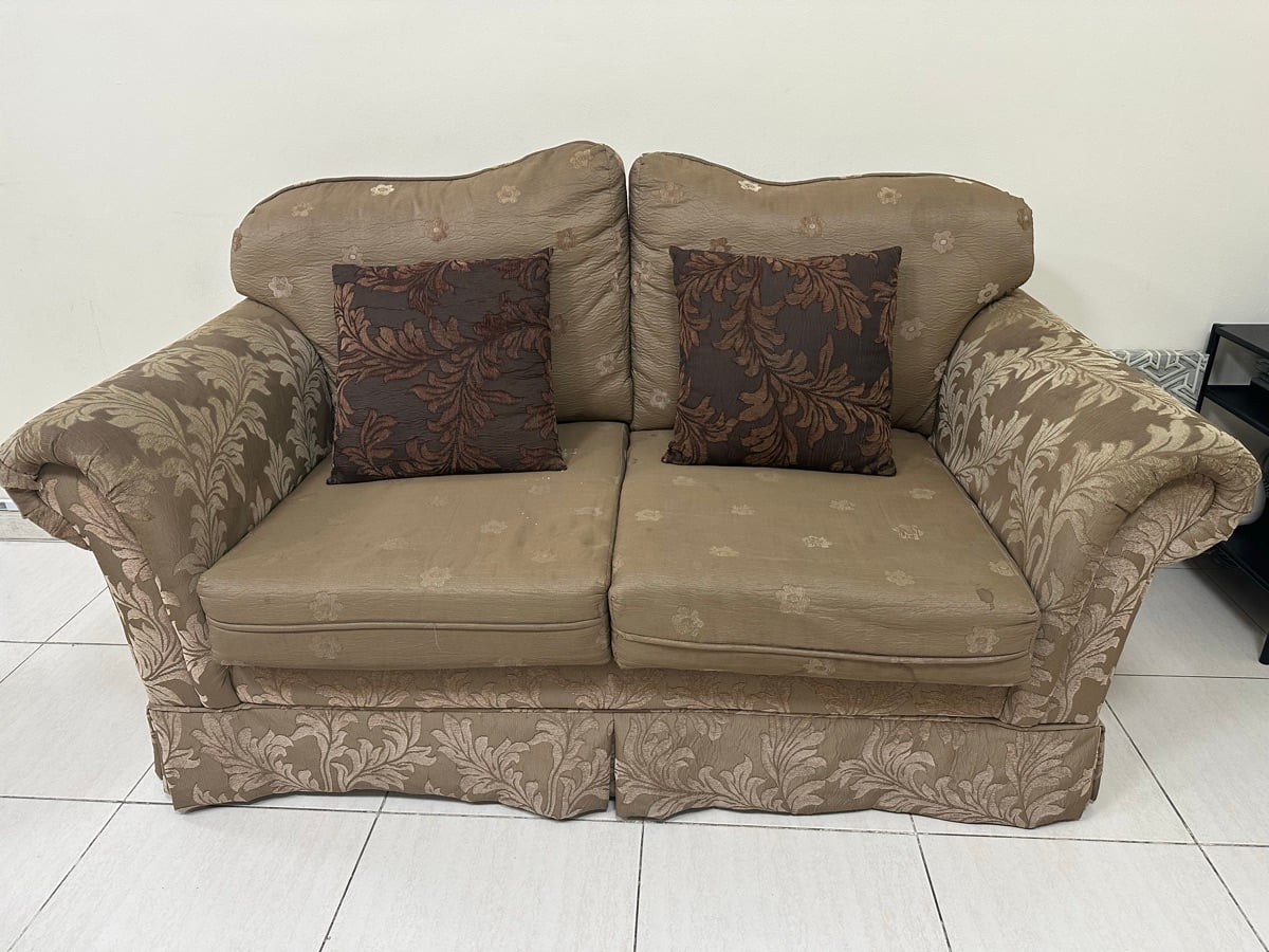 Free Sofa - Image 3